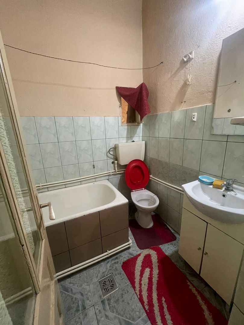 Apartament situat la casa de inchiriat cu 2 camere in Alba Iulia - Poză 4