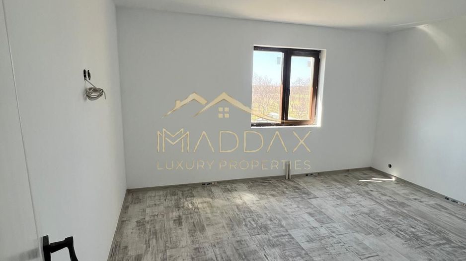 Vila moderna 4 camere // 114 // teren 440mp / Tunari/ Localitatea Dimieni - Poză 6