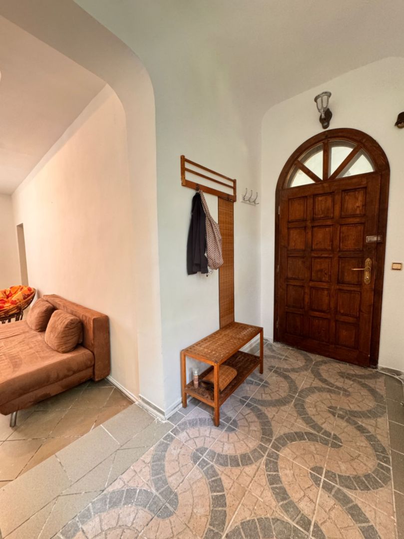 Apartament spațios la curte comună – zonă centrală, Oradea - Poză 6