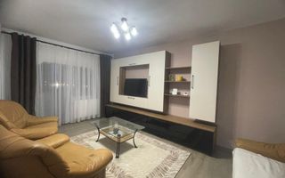 Apartament de vanzare cu 2 camere decomandat, etaj 2, pivnita- Cartierul Strand - Poză 2
