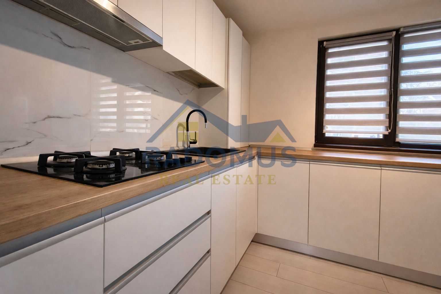 3 camere | Renovat | Str. Mandra | Boxa+Curte | 79.900€ | 0% Comision - Poză 5