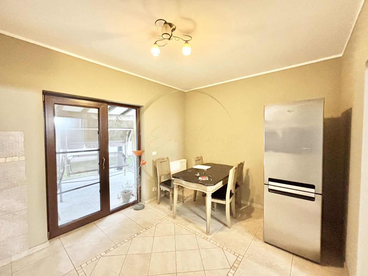 VILĂ DEOSEBITĂ ÎN CARTIERUL PLANETELOR, GIROC – ZONĂ REZIDENȚIALĂ LINIȘTITĂ - Poză 12