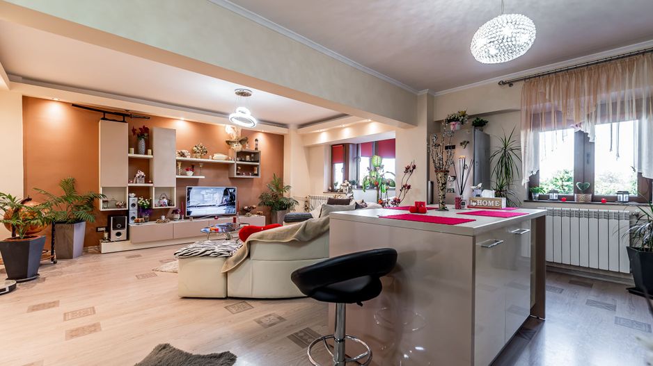 Apartament 2 camere – Zona Intim | Etaj 3 cu lift | 78.500 € - Poză 1