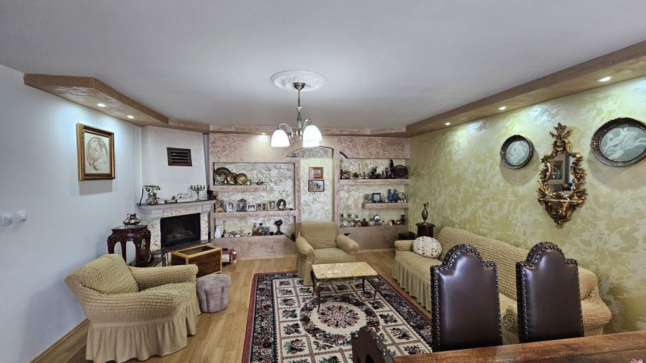 Vila spațioasă tip duplex – ideală pentru două familii Prundu, Pitești - Poză 2