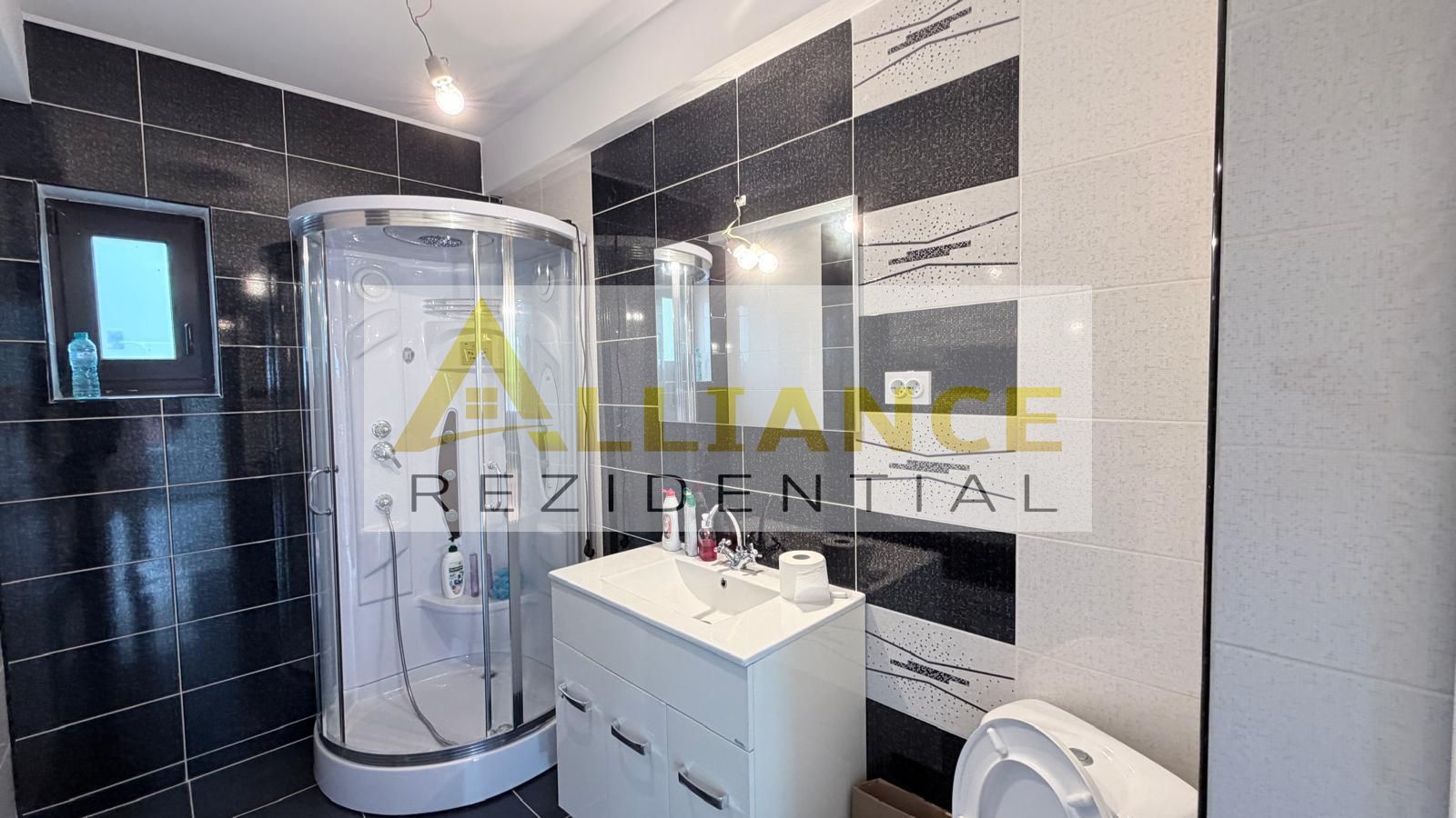 Casa Individuala - 5 camere - 3 bai - 555mp teren - Poză 11