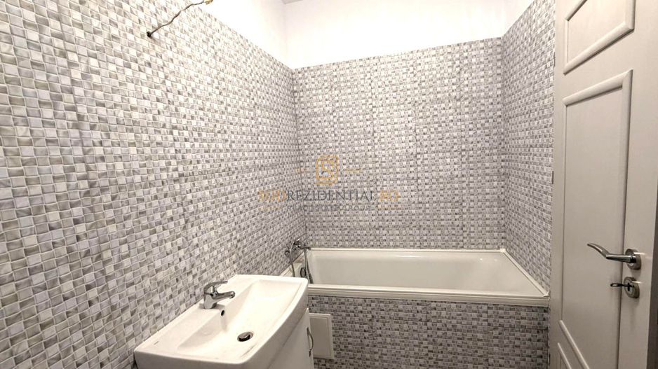 Apartament cu 3 camere + parcare, zona excelenta, Aparatorii Patriei - Poză 13