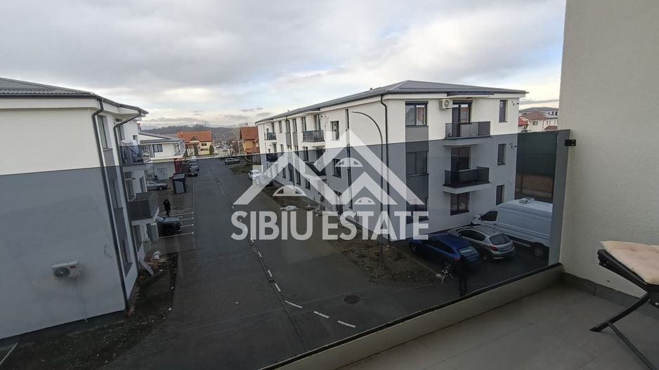 Aparatment de inchiriat,3 camere, parcare ,Selimbar - Poză 7