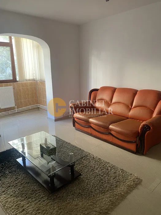 2 Camere- Mobilat si Utilat- Etaj 2/4 - Dacia Bicaz - Poză 1