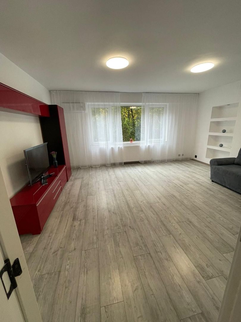 Apartament 4 camere spatios, Centrul Civic - Poză 2