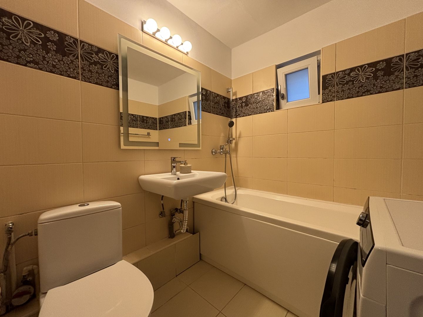 APARTAMENT 4 CAMERE | ETAJ 2 - Poză 25