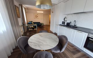 Elegantă și prestanță - Poză 3