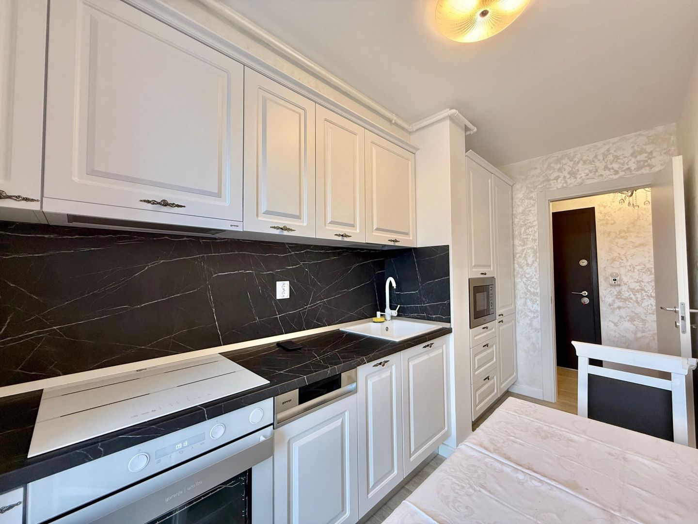 COSMOPOLIS - Apartament cu 3 camere, mobilat si utilat. - Poză 9