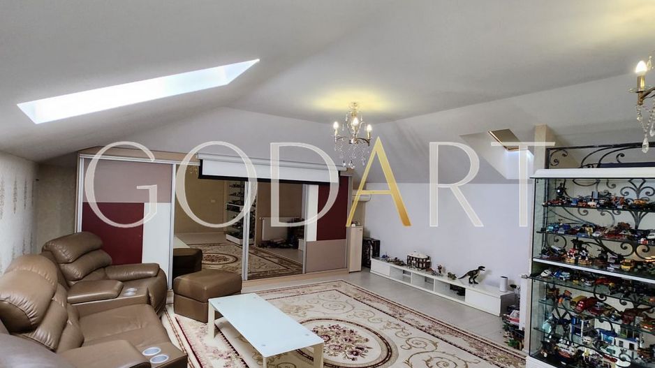 Resedinta exclusivista | Curte generoasa | Erou Iancu Nicolae - Poză 29