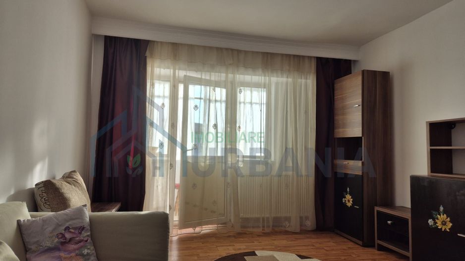 Apartament 3 camere decomandat, 72 mp, lângă Școala "George Coșbuc" Iași, etaj 4/4 cu pod - Poză 6