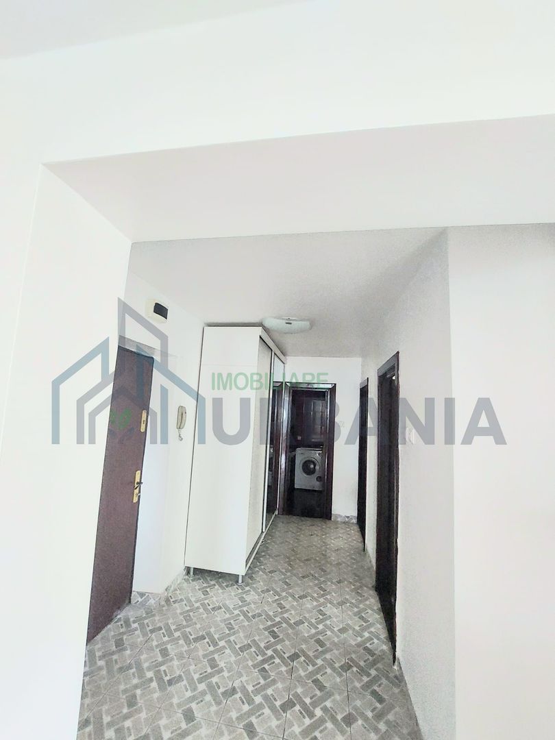 Apartament 3 camere, decomandat, în Iași, zona Rond Vechi CUG - Poză 2