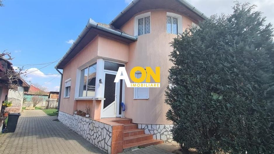 De vanzare casa 5 camere 800 mp teren Oarda de Jos - Poză 1