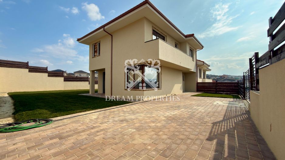 Casa de vanzare 120 mp, 4 camere,3 bai, teren 350 mp, DEZMIR - Poză 2