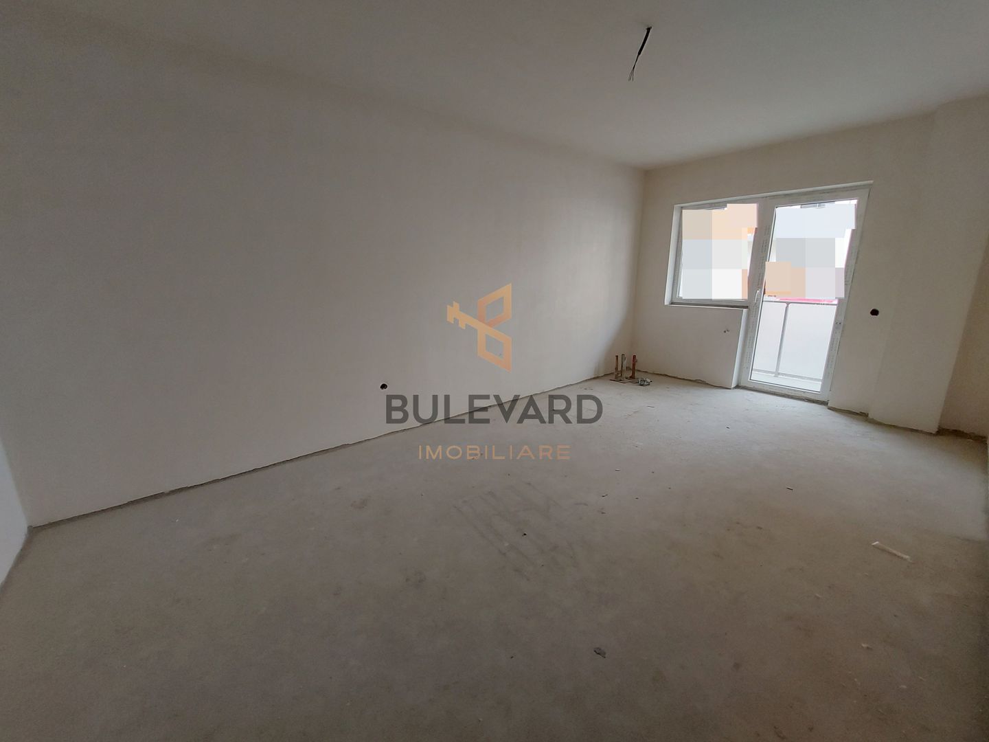 Apartament cu 2 camere , zona strazii Sesul de Sus! - Poză 1