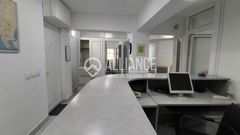 PENINSULA (cod03)- Birouri luminoase , mobilate si parcari ! - Poză 2