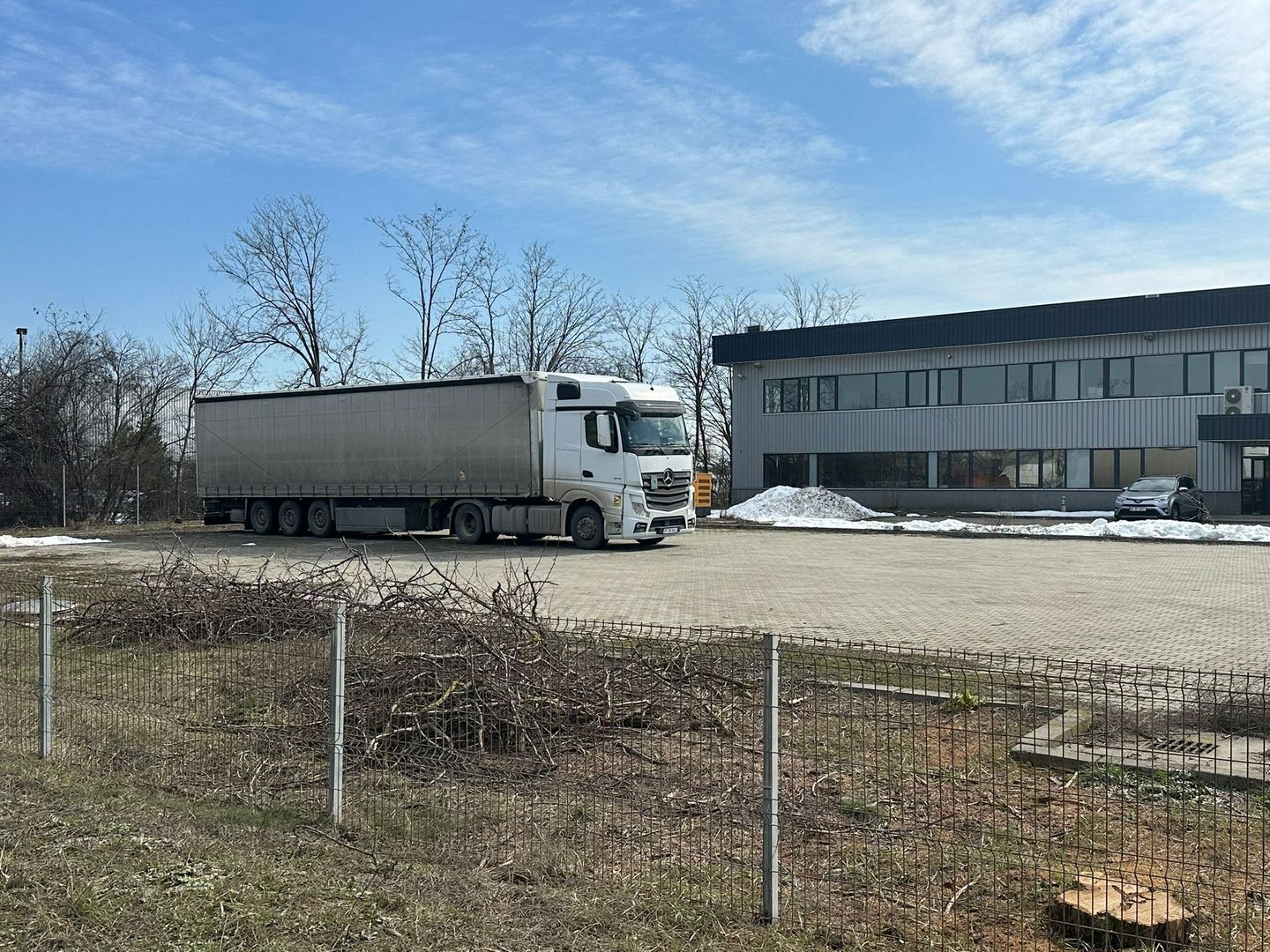 Proprietate logistică cu hală și platformă betonată – zona Șos. Odăii București - Poză 41