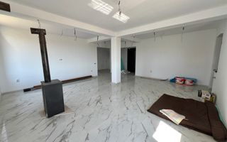 Casa individuala cu 4 camere, 2 bai, terasa, 800mp teren, Sp+P+1E - Poză 3