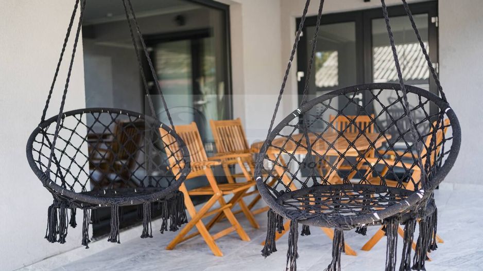 Pensiune de vanzare Voronet - 6 camere - 7 bai - Poză 19