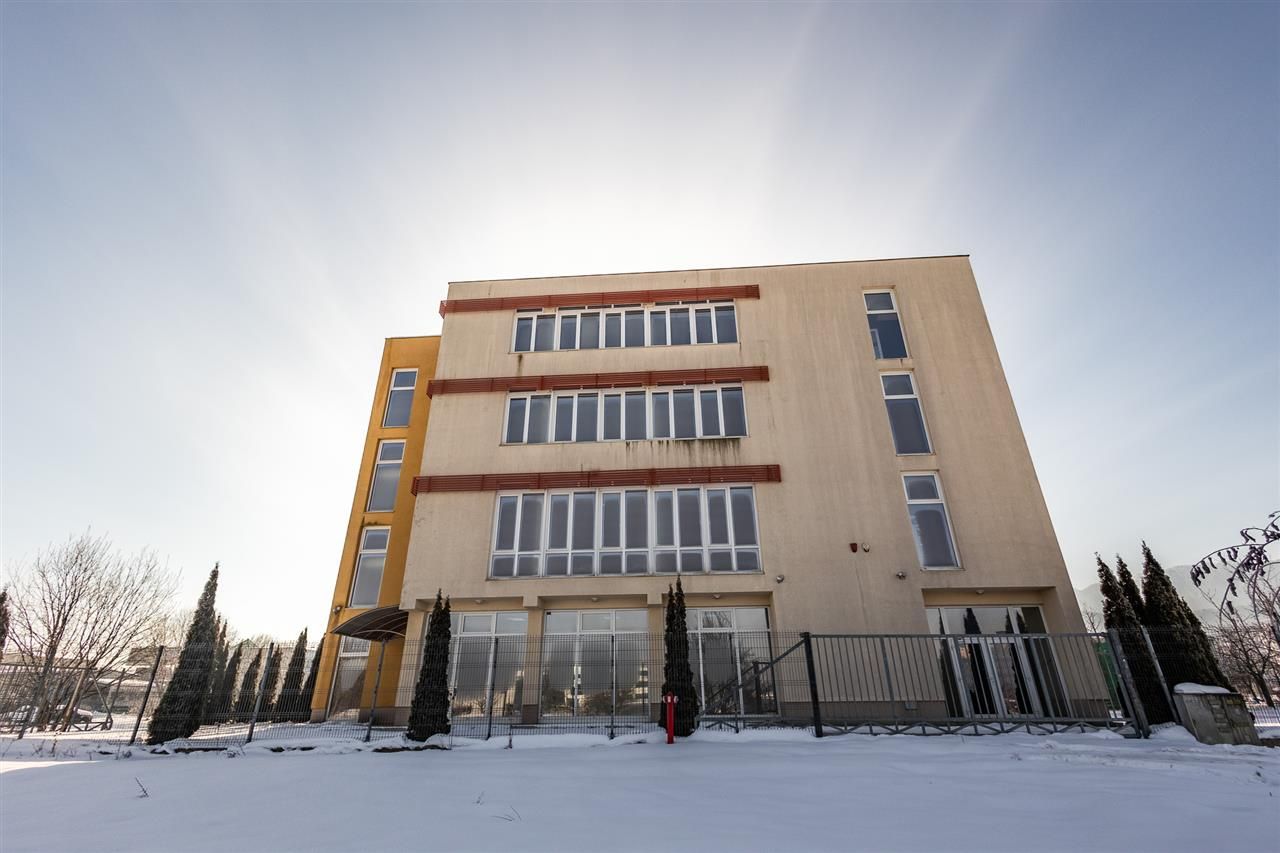 Spatiu comercial nou, componenta si dotari apreciabile, Calea Bucuresti, Brasov - Poză 17