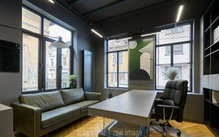 Birou amenajat | Mobilat si utilat | Cladire consolidata si renovata - Poză 7