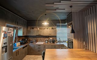 Casa P+1E de vanzare in Mamaia - Tabara Navodari - Poză 7