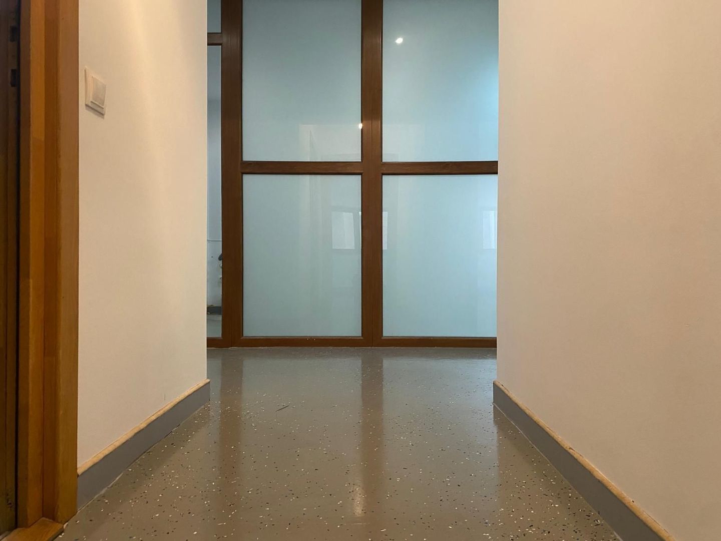 Apartament 4 camere-Ideal Birouri / Sediu Firmă – Etaj 1 – Comision 0% - Poză 8