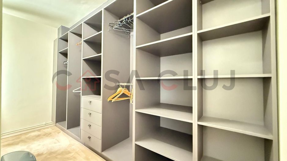 Apartament renovat, etaj intermediar, zona Năsăud - Poză 6