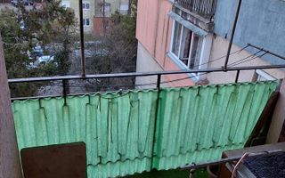 BRASADAS vinde ap 3 cam in Micro 14 etaj 4/4 mobilat utilat. - Poză 6