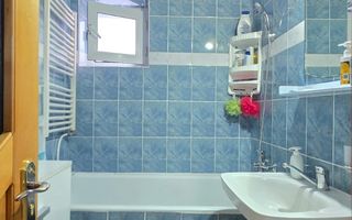 Apartament cu 3 camere, etaj 4, NEMOBILAT, zona CENTRU; - Poză 7