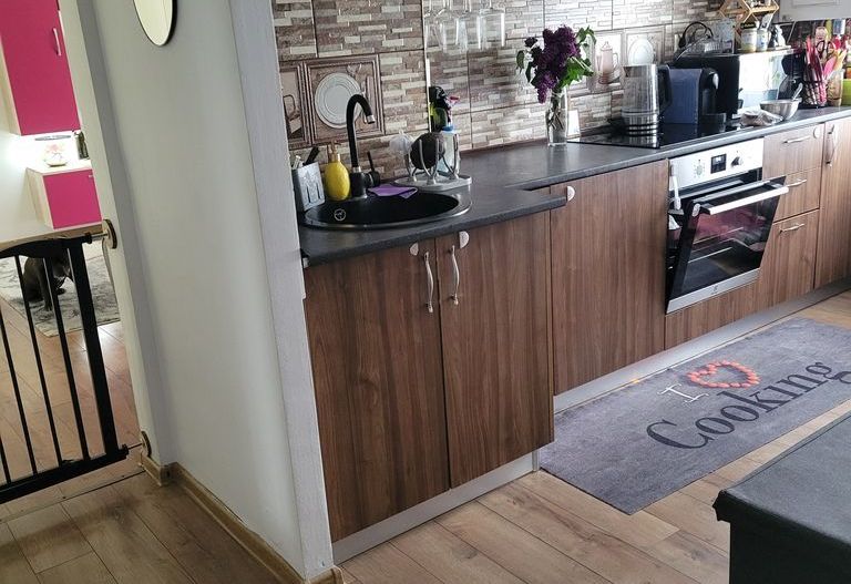 BRASADAS vinde ap 2 cam mobilat etaj 4/4. - Poză 4