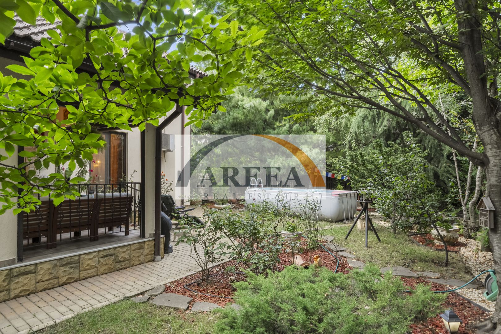 Vilă de închiriat în Pipera – Drumul Negru, ideal familie, curte mare - Poză 2