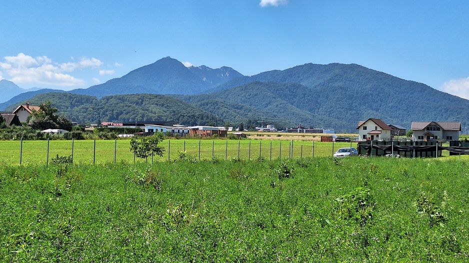 Sacele, teren intravilan 1386 mp, parau, priveliste superba, 45 euro/mp - Poză 1