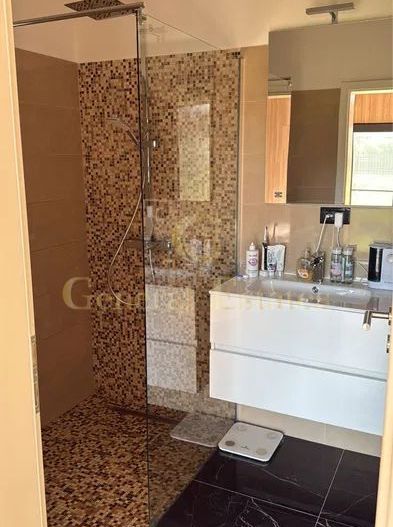 Casa deosebita Stupini complet mobilata si utilata - Poză 8