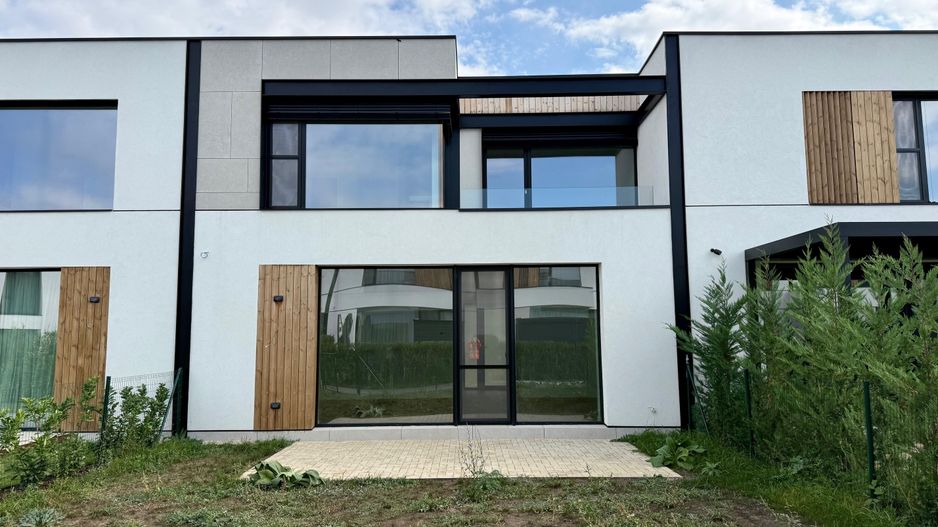 Vila  de tip Urban Villa 07 in faza 1 in Amber Forest - Poză 2