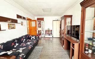Apartament 2 camere semidecomandat/nemobilat - zona Fratii Golesti - Poză 5
