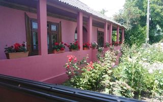 Casă cu 3 camere și teren 2100 mp, Trifești, județul Iași - Poză 1