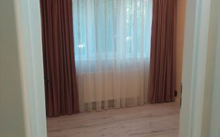 Apartament de vanzare 4 camere, colț Apusului - Poză 8