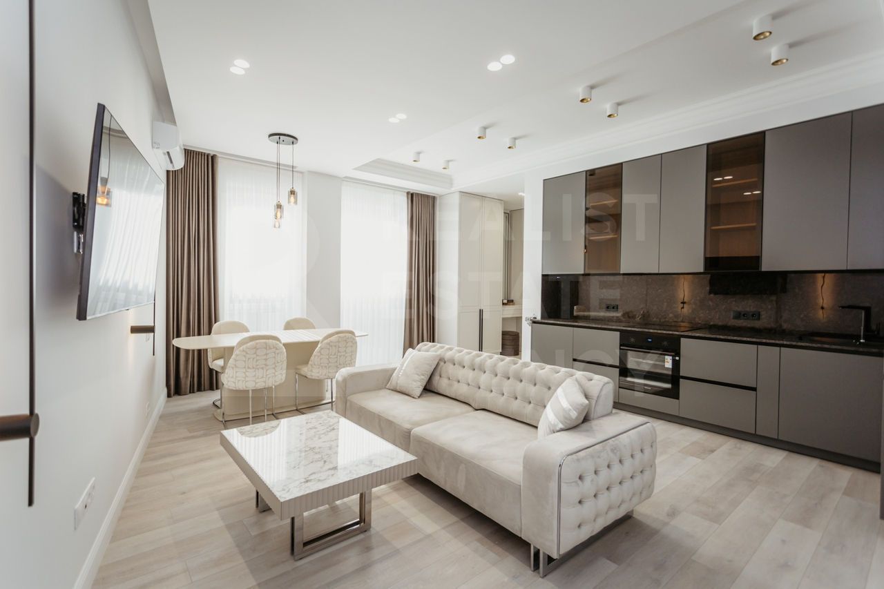 Chirie, apartament, 3 camere, strada Columna, Centru - Poză 1