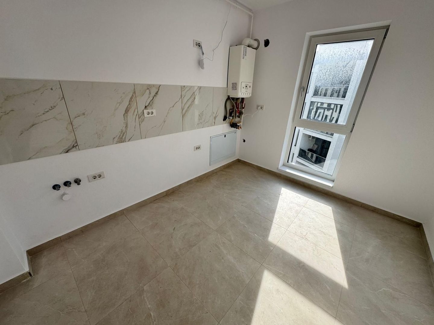 AP. 3 CAMERE - REGNUM RESIDENCE, PARCARE INCLUSA, CENTRALA PROPRIE - Poză 3