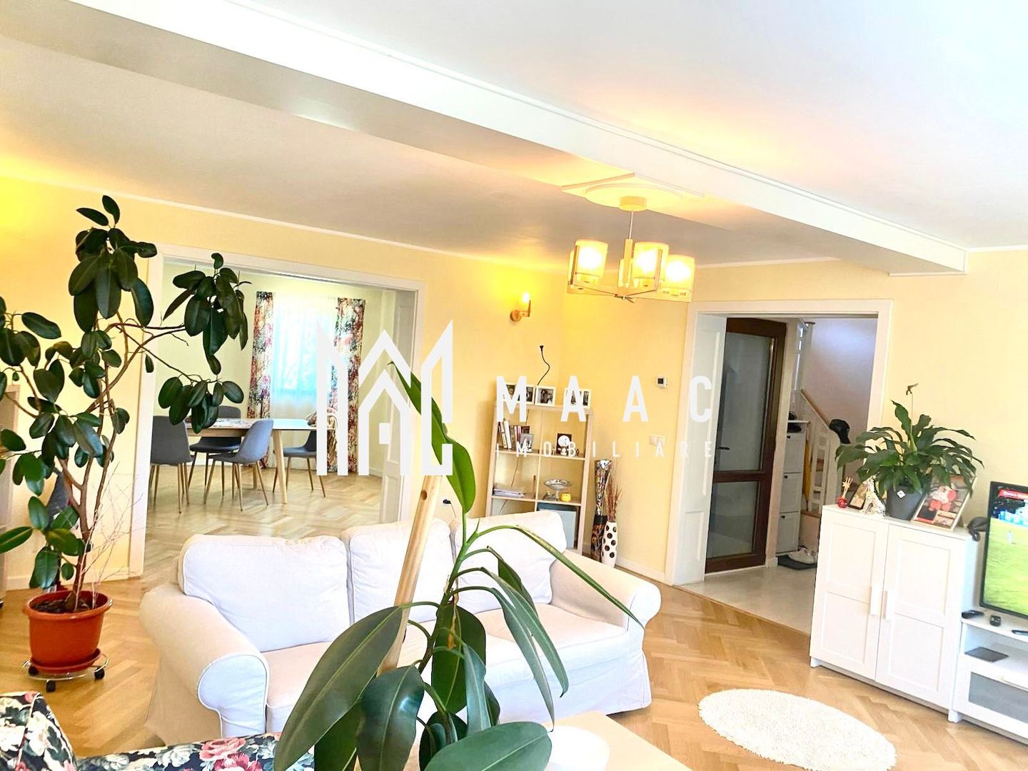 Casă individuală | 210 mp utili | Garaj & Demisol | Cisnădie - Poză 1