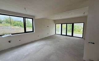 Casă modernă cu priveliște spectaculoasă în Feleacu - Poză 2