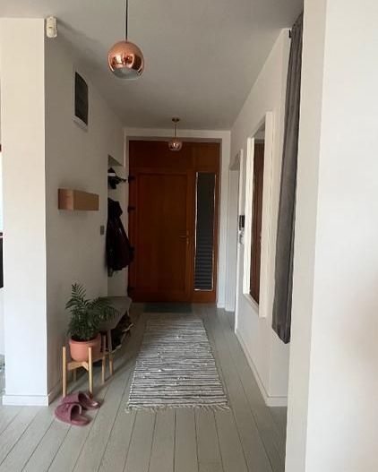 Locuinta spatioasa in triplex - Poză 9