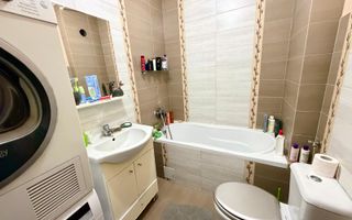 De vanzare apartament cu 2 camere pe strada Mos Ion Roata ! - Poză 6