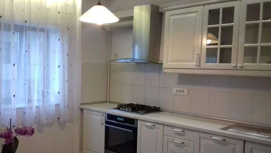 Închiriez apartament 3 camere cu acces la piscina Aleea Privighetorilor - Poză 11