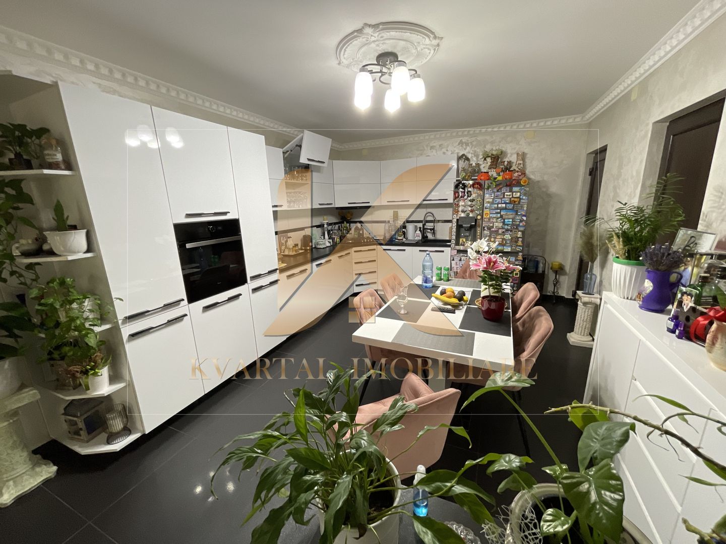 Casă la cheie cu teren de 1458 mp , Zona Aradul Nou . Negociabil - Poză 9