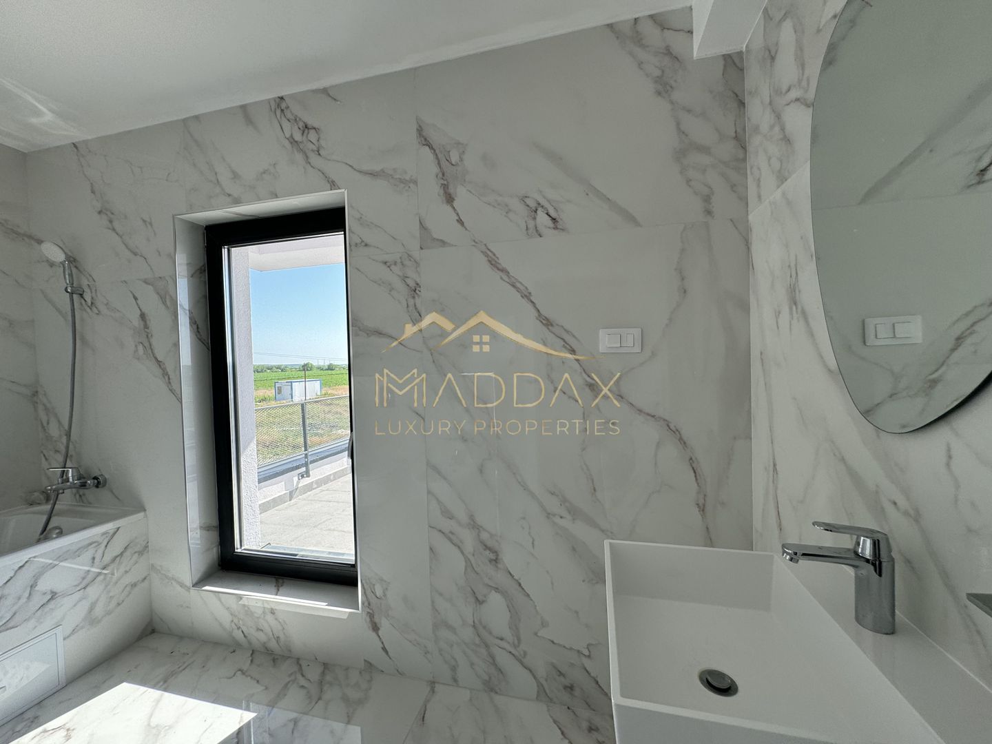 Vila LUX***Panouri fotovoltaice***Lake view//Laguna Albastra/Corbeanca - Poză 43